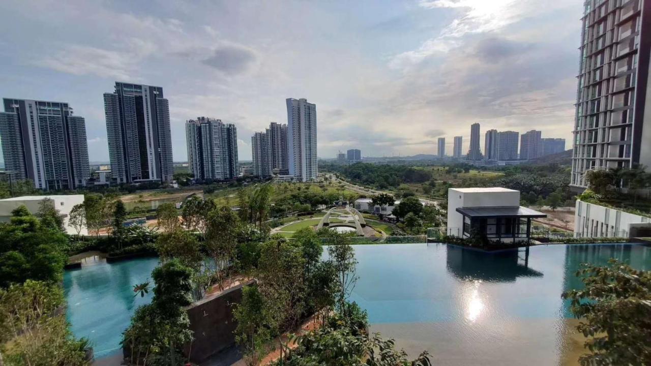 The Elysia Suites Nusajaya  Exterior foto